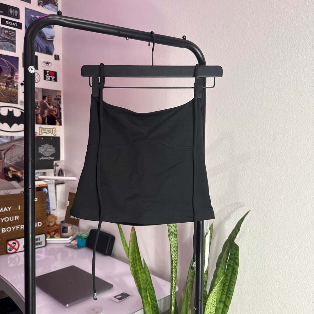 REORIA Black Halter Tank Top Size M